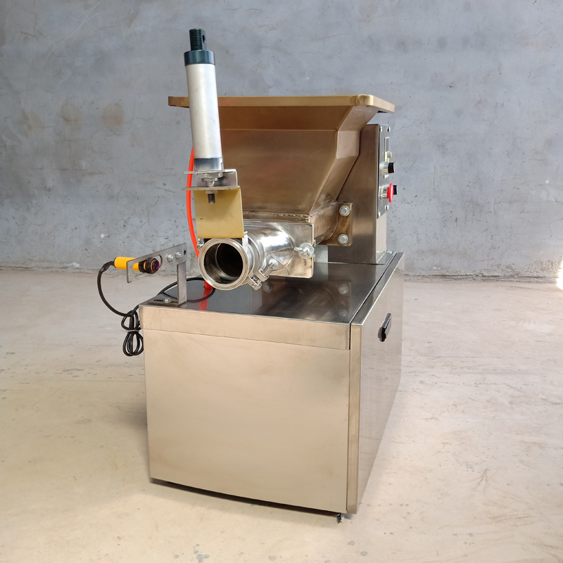餃子パン生地分割機パン生地押出機新型カッティングマシン - Extruder のレビューと価格